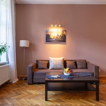 Spacious, Central & Artistic W/Brand New Bathroom! Краков Экстерьер фото